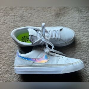 WOMEN'S NIKE COURT LEGACY NEXT NATURE SUSTAINABLE SNEAKERS Size 8